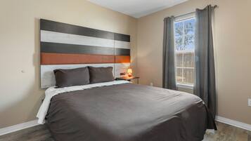 Apartment, City View | City view