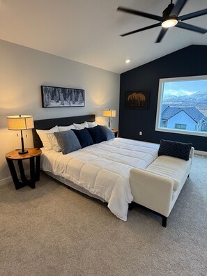 3 bedrooms, iron/ironing board, Internet, bed sheets