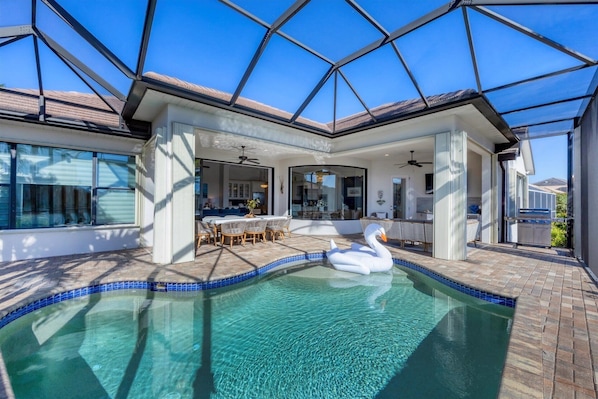 Pool - Luxury Waterfront Retreat in Punta Gorda Isles - Private South Facing Pool (Punta Gorda)