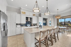 Fridge, microwave, oven, stovetop - Luxury Waterfront Retreat in Punta Gorda Isles - Private South Facing Pool (Punta Gorda)