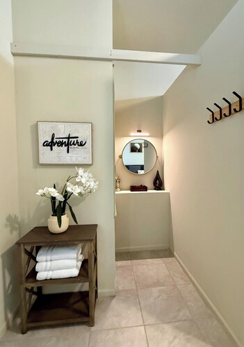 Stay at our unique 2 bedroom on a golf range