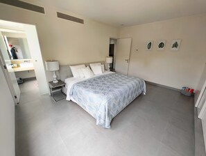 2 bedrooms, iron/ironing board, WiFi, bed sheets - Comfortable and modern apartment next to golf club (Playa del Carmen)
