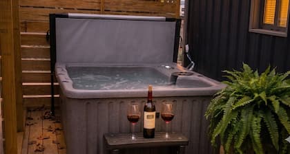 A Sweet Spot• Hot Tub 13 min to Franklinton and 19 min the State Park