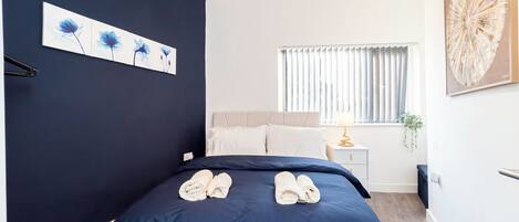 Bügeleisen/Bügelbrett, WLAN, Bettwäsche