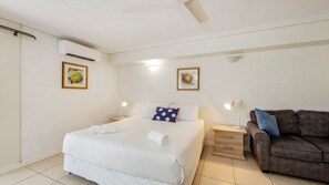 Bügeleisen/Bügelbrett, Bettwäsche