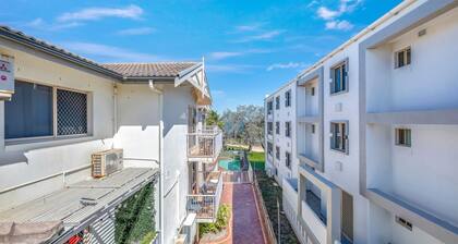 Shoreline Apartments - Unit 4b