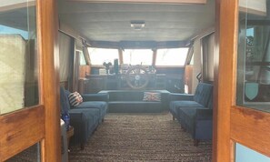 Lobby - Key West 3-bedroom Boat with Private Beach, AC, Sleeps 10, 50% off! (Key West)