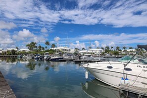Marina - Appt La Papaye Jaune, 5pers 3ch, beaches, marina, restaurants and shops on foot (Saint-François)