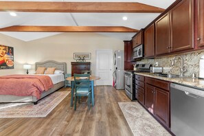 خدمة الإنترنت وملاءات أسرّة