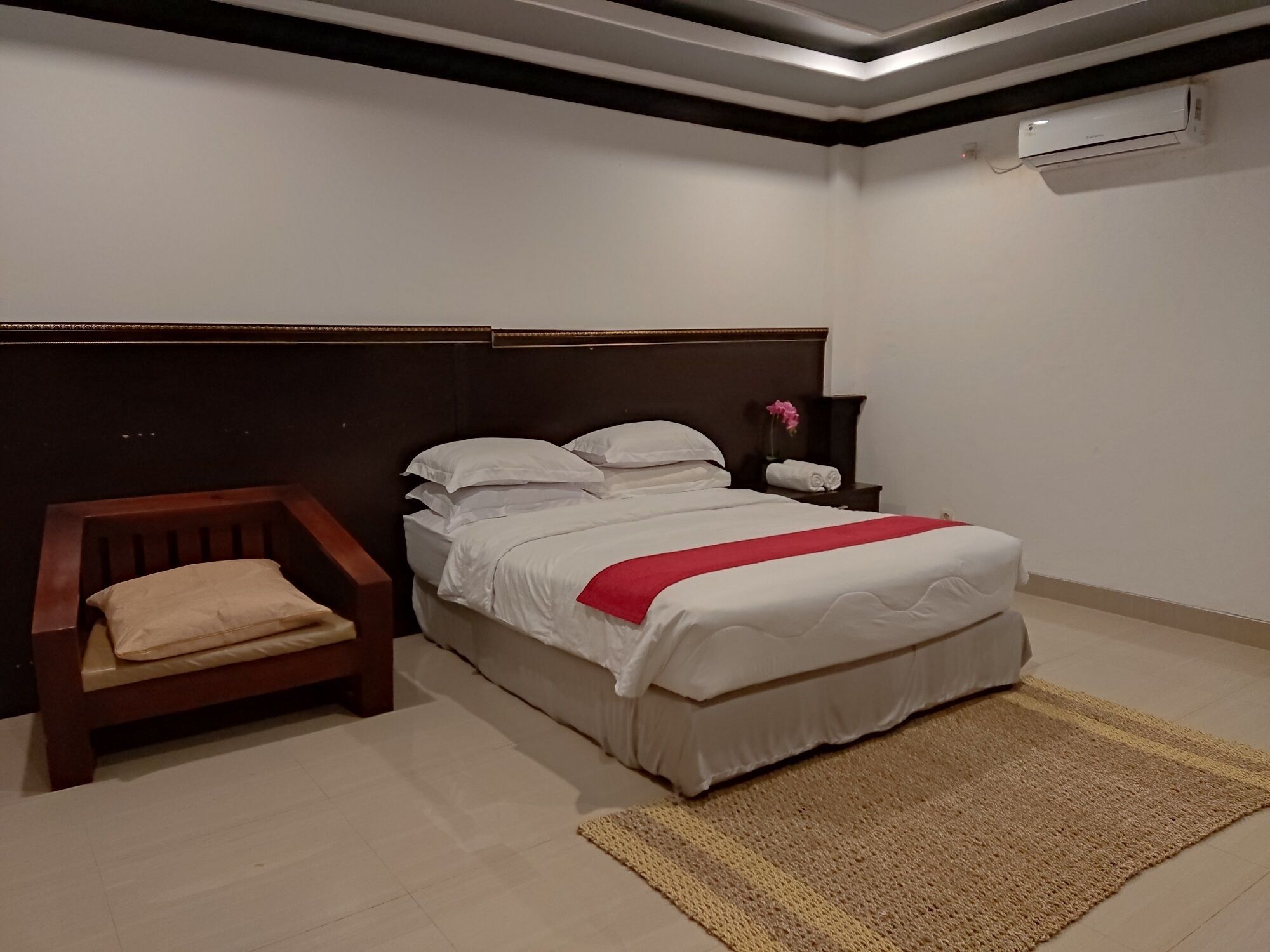 Suite, Pool View | Free WiFi