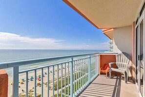 Property grounds - Roxanne Towers 1004 (Myrtle Beach)