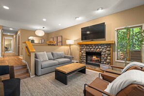 Smart TV, fireplace - Incline Village Retreat (Incline Village)