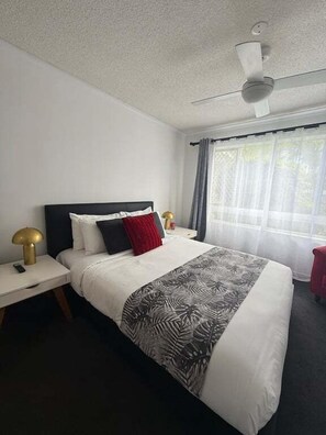 2 間睡房、熨斗/熨衫板、上網、床單