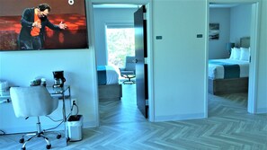 2 chambres, fer et planche à repasser, Wi-Fi, draps fournis
