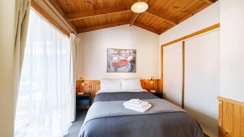 Småhus, 1 soverom, terrasse | Wi-fi (inkludert)