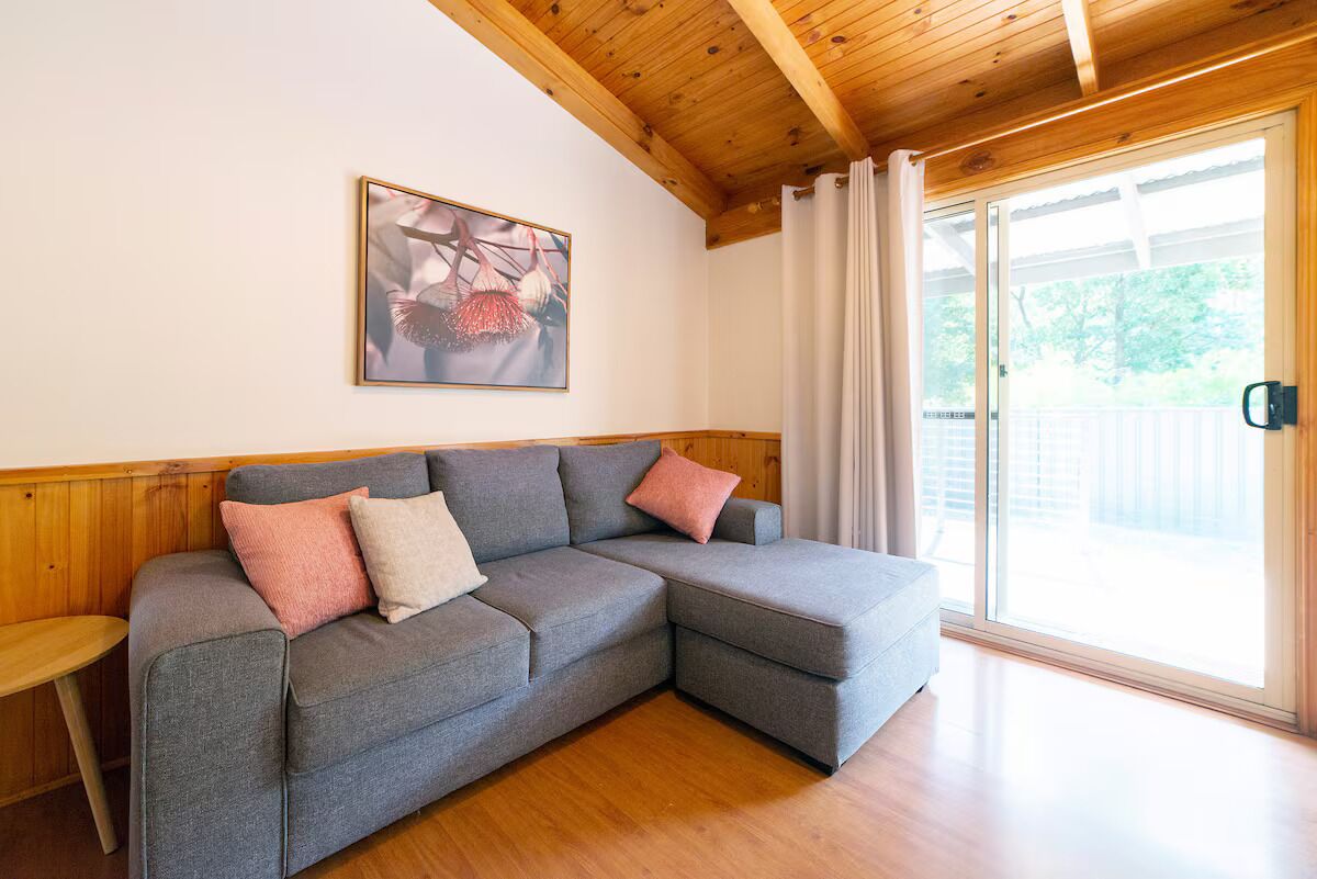 Cottage, 3 Bedrooms, Patio | Living area