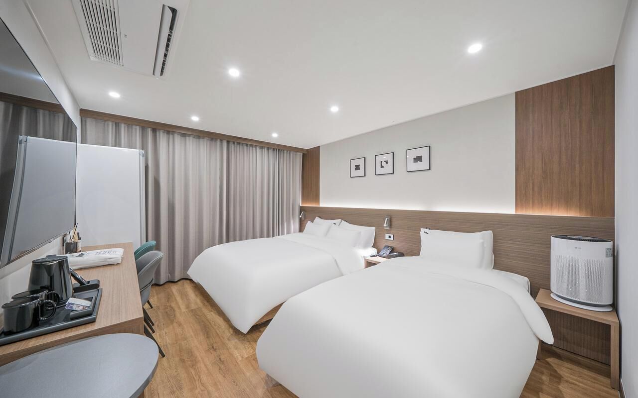 Premium Twin Room
