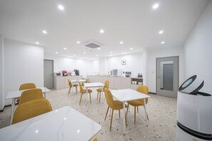 Free daily self-service breakfast 