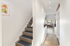 Interior - Knot Work : Oceanview,  community pool and beach (Kill Devil Hills)