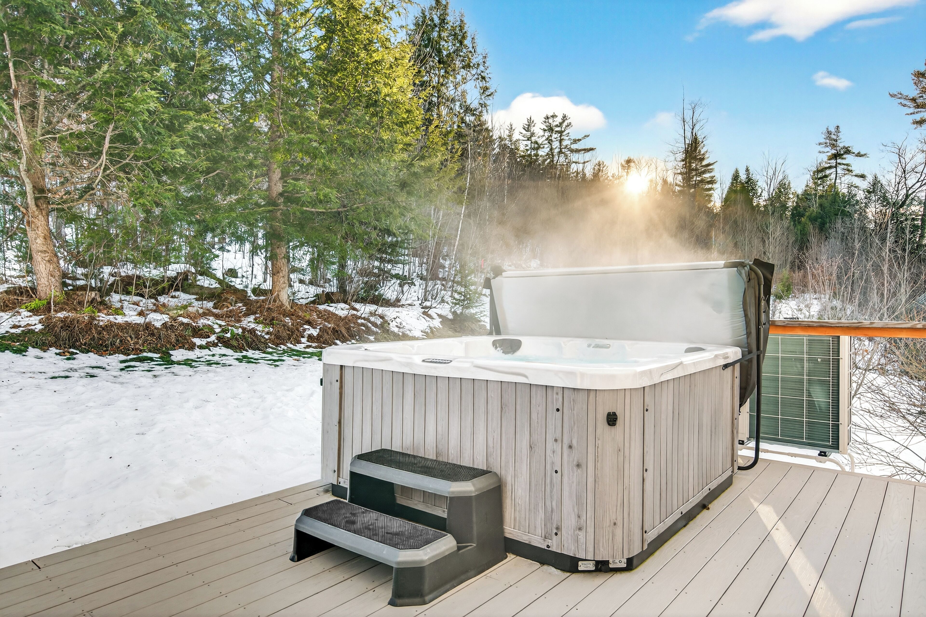 Bañera de hidromasaje al aire libre
