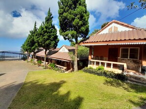 Front of property - Phucheefainn Resort (Tubtao)