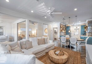 House | 3 bedrooms - Beach House on the Beach for 8 People With Jacuzzi (Hollywood)