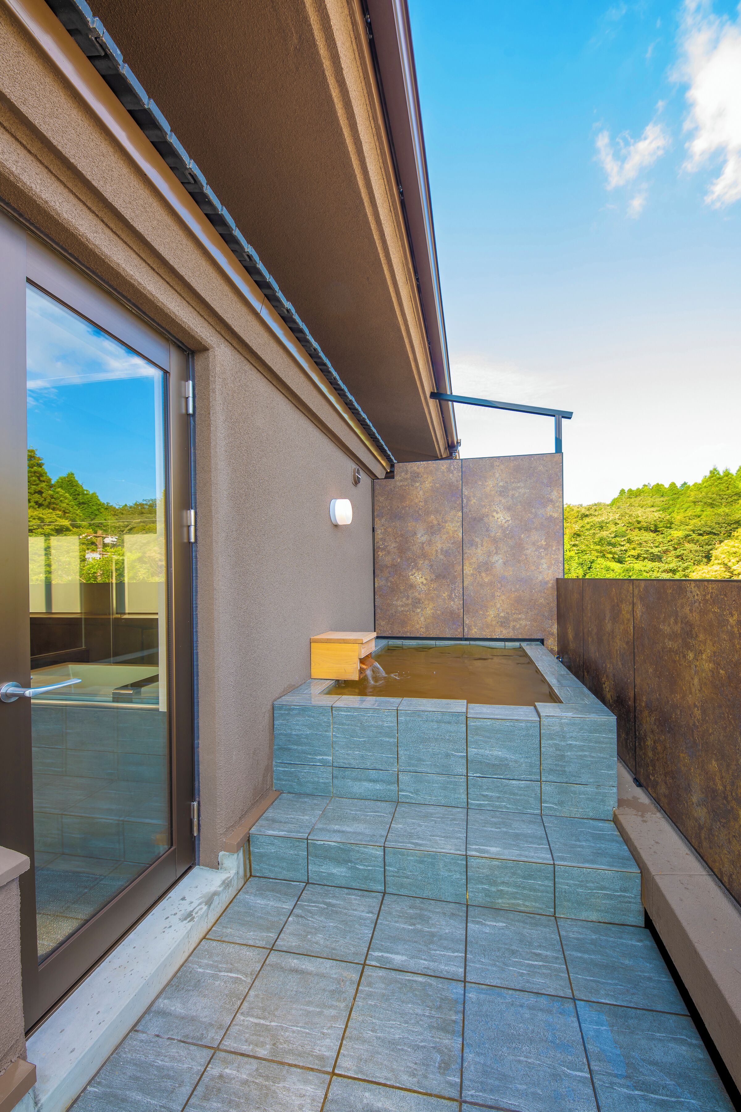 頂級套房 | 浴室 | 風筒、提供毛巾、洗頭水、 廁紙