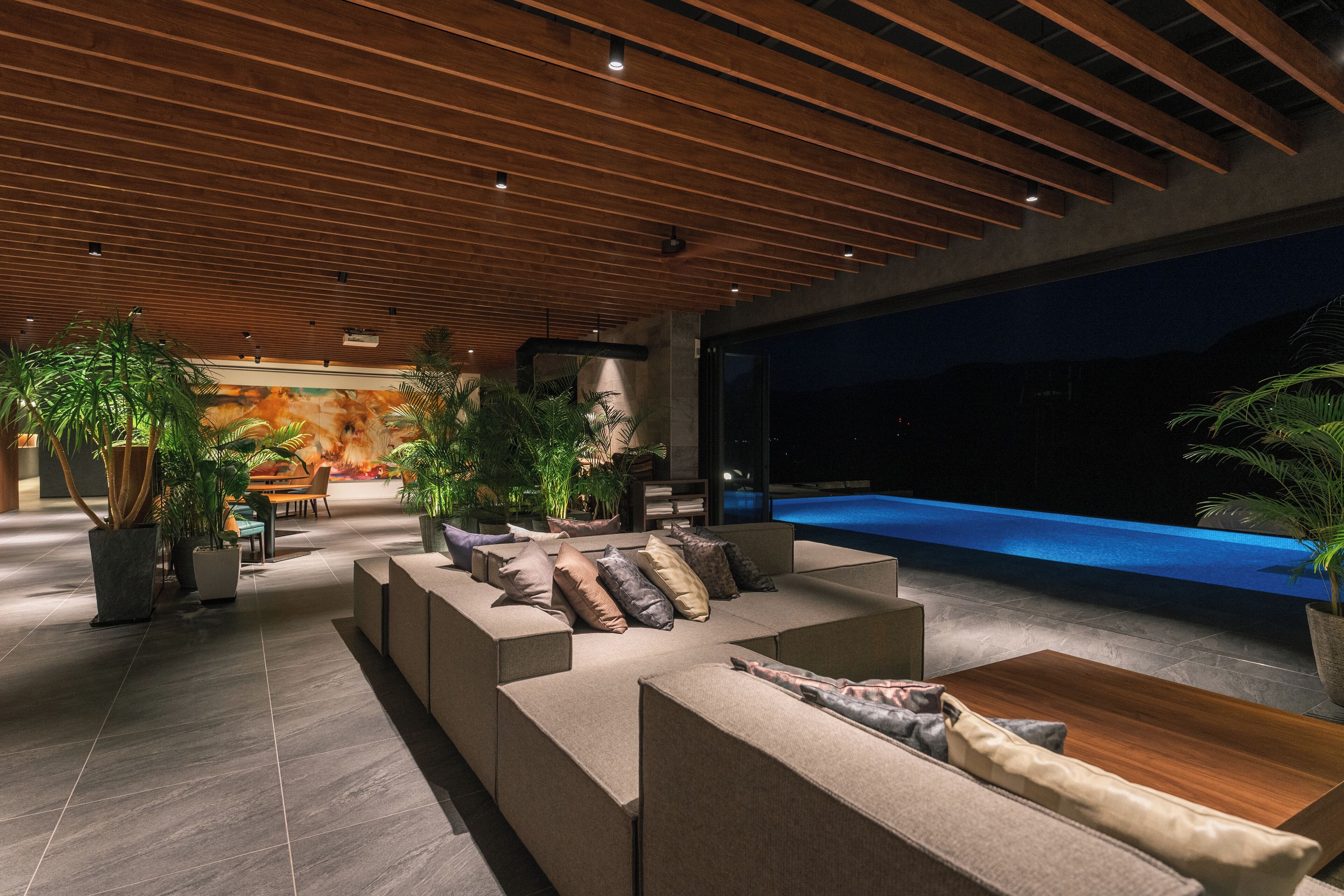 ロビーラウンジ