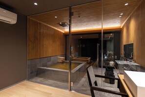 Hot springs - THE ACONCAGUA RESORTS (Minamiaso)