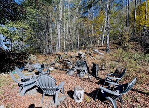 Property grounds - Ski Oasis w/ Hot Tub near Killington & Woodstock (Bridgewater)