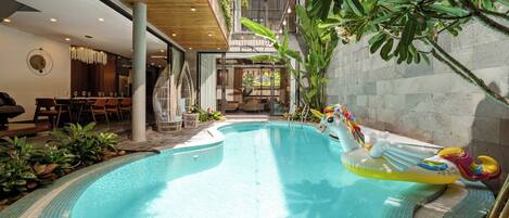 Indoor pool, outdoor pool