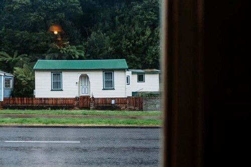 Little Yellow Cottage Queenstown