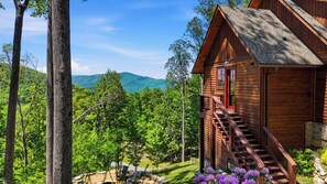 Exterior - 3BR LUX Cabin w Firepit, Game Loft + Scenic Views! (Banner Elk)