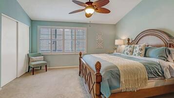 Fer et planche Ă repasser, accĂšs Internet, draps fournis