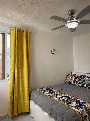 Iron/ironing board, free WiFi, bed sheets