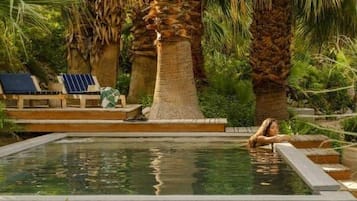 Beheizter Pool