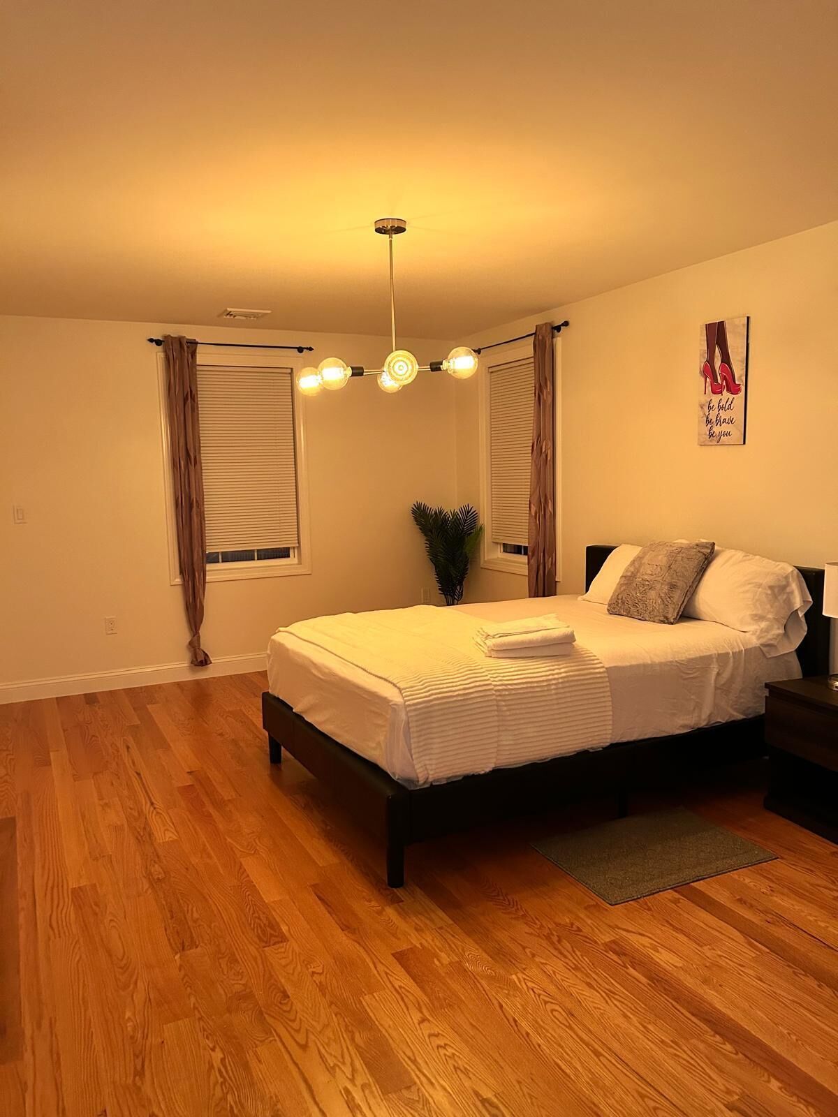 Strykejern/-brett, wi-fi og sengetøy