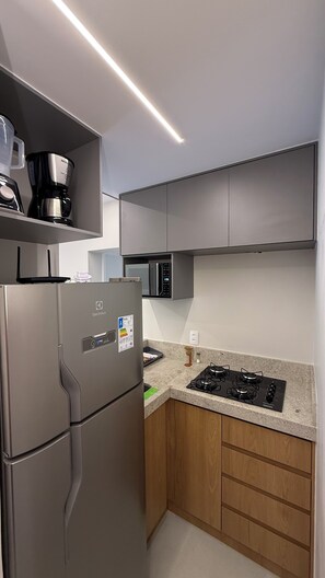 Comfort Διαμέρισμα, Θέα στην Πόλη | Ιδιωτική κουζίνα