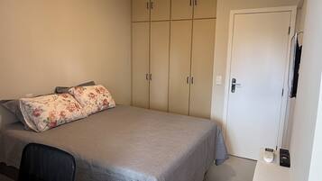 Apartamento conforto, vista para a cidade | Wi-Fi de cortesia