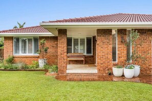 Exterior - Cedar Beach House - East Ballina (East Ballina)