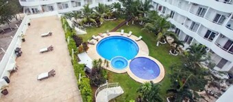 Comfortable apartment with pool 5 min from the beach. Ideal for snorkeling.