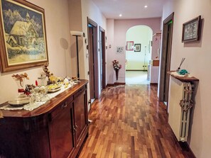 Lobby - Green Haven by Interhome (Caronno Varesino)
