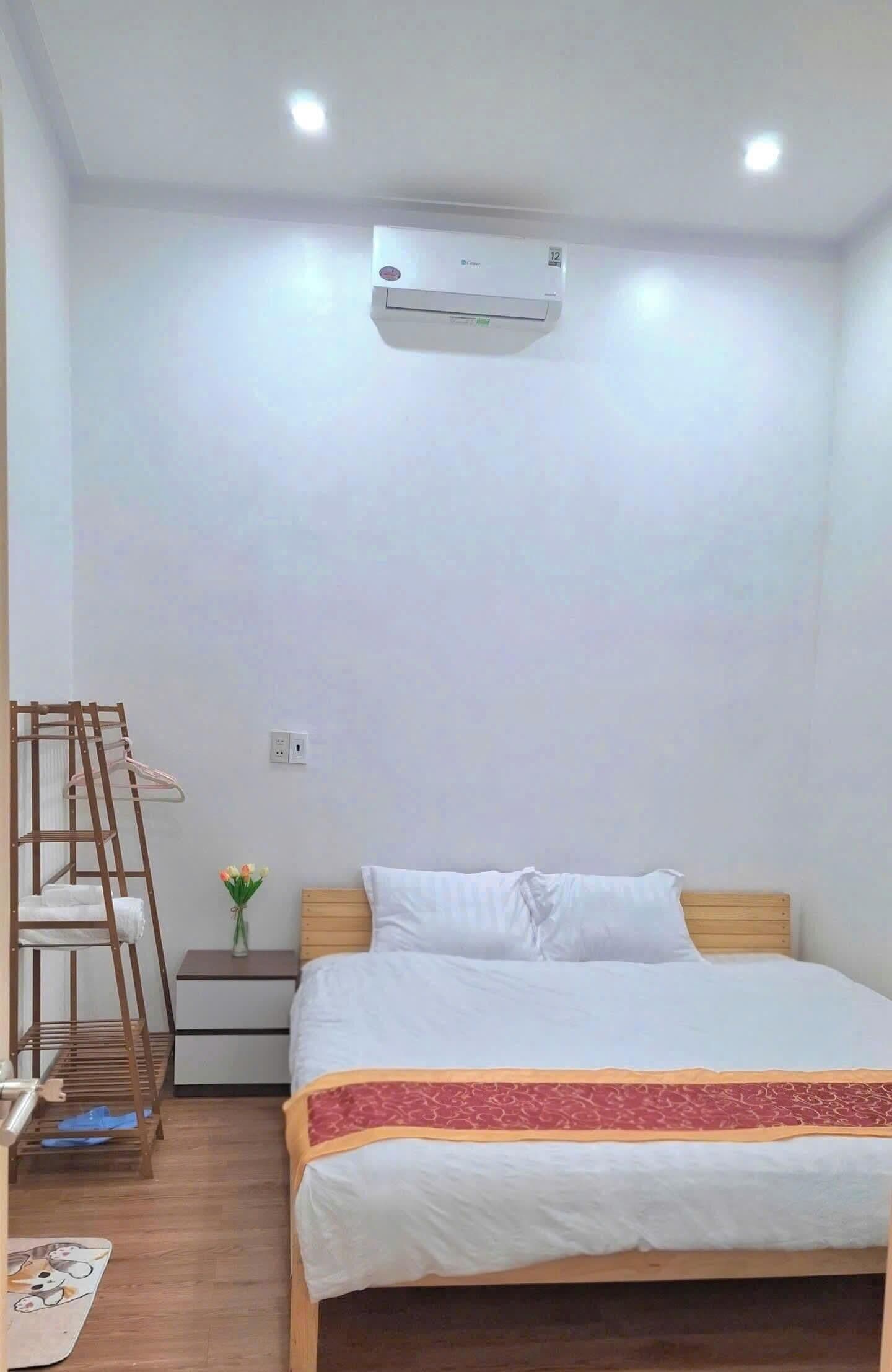 Family House, Garden View | Desk, blackout drapes, iron/ironing board, free WiFi