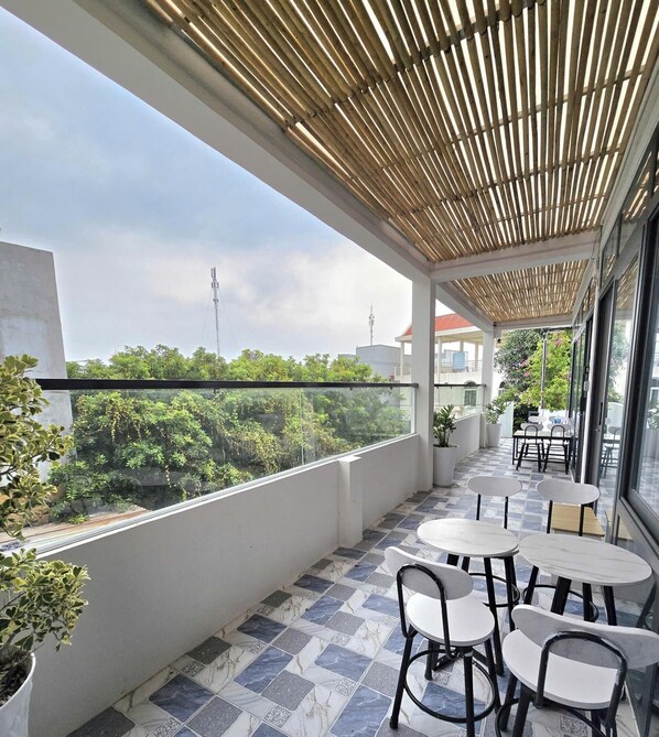 Terrace/patio - XOAI BIEN HOMESTAY PHAN THIET GAN BIEN (Phan Thiet)