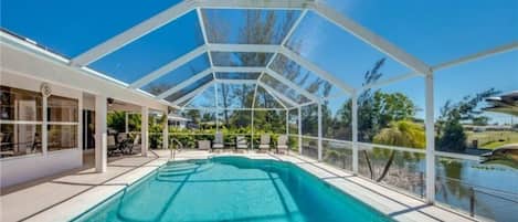 Udendørs pool, opvarmet pool