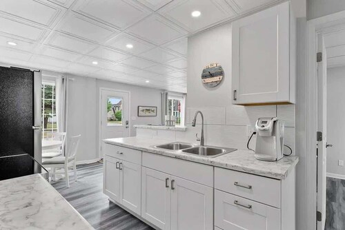 Beach Walk Home with Hot Tub and Fire Pit