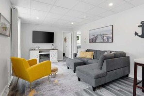 TV, offices - Beach Walk Home with Hot Tub and Fire Pit (Two Rivers)