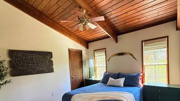 3 chambres, bureau, fer et planche Ă repasser, Wi-Fi gratuit