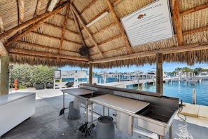 Property grounds - The Point at Coral Lagoon, Rare End of Canal Villa (Marathon)