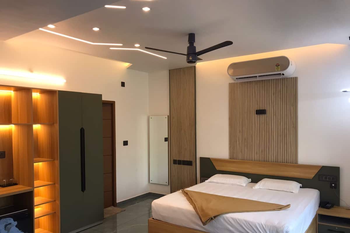 Phòng Suite, ban công, quang cảnh hồ | Truy cập Internet không dây miễn phí